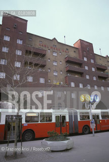 ( AUSTRIA ) VIENNA ( WIEN ) : IL KARL MARX HOF   - © 2001 Graziano Arici/Rosebud2 / GEO /  ARCHITETTURA MODERNA