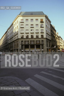 ( AUSTRIA ) VIENNA ( WIEN ) : CASA DI ADOLF LOOS   - © 2001 Graziano Arici/Rosebud2 / GEO /  ARCHITETTURA MODERNA