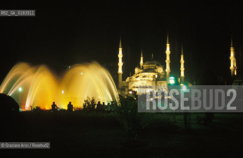( TURCHIA ) ISTANBUL : MOSCHEA  DEL SULTANO AHMET ( MOSCHEA BLU )   - © 1986 Graziano Arici/Rosebud2 / GEO