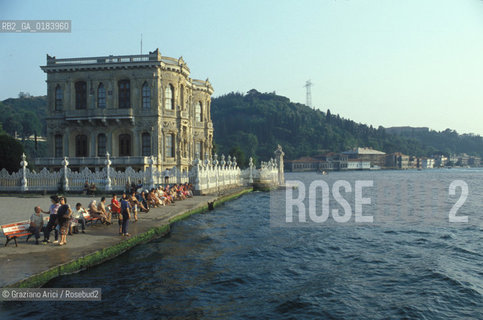 ( TURCHIA ) ISTANBUL : PALAZZO SUL BOSFORO   - © 1986 Graziano Arici/Rosebud2 / GEO