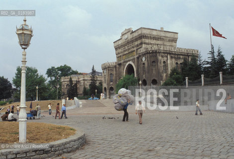 ( TURCHIA ) ISTANBUL : UNIVERSITA  - © 1986 Graziano Arici/Rosebud2 / GEO /