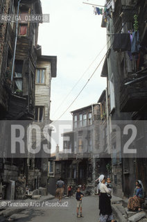 ( TURCHIA ) ISTANBUL :  VECCHIO QUARTIERE   - © 1986 Graziano Arici/Rosebud2 / GEO