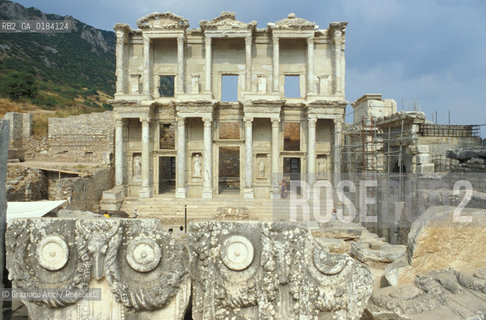 ( TURCHIA ) EFESO  : SITO ARCHEOLOGICO -  BIBLIOTECA DI CELSIUS -  © 1986 Graziano Arici/Rosebud2 / GEO