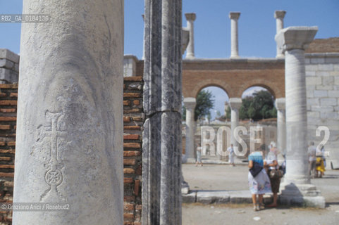 ( TURCHIA ) EFESO  : BASILICA DI S.GIOVANNI  -  © 1986 Graziano Arici/Rosebud2 / GEO
