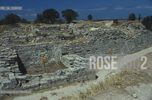 ( TURCHIA ) TROIA : IL SITO ARCHEOLOGICO -  © 1986 Graziano Arici/Rosebud2 / GEO
