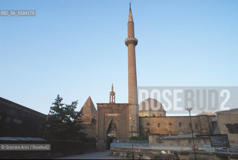 ( TURCHIA ) CAPPADOCIA - KAYSERI : MOSCHEA E MAUSOLEO -  © 1986 Graziano Arici/Rosebud2 / GEO