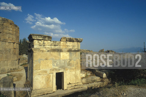 ( TURCHIA ) PAMUKKALE : NECROPOLI  DI IERAPOLIS -  © 1986 Graziano Arici/Rosebud2 / GEO