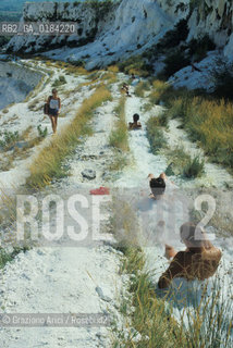 ( TURCHIA ) PAMUKKALE : CASCATA DI ACQUA CALCAREA  -  © 1986 Graziano Arici/Rosebud2 / GEO / TERME