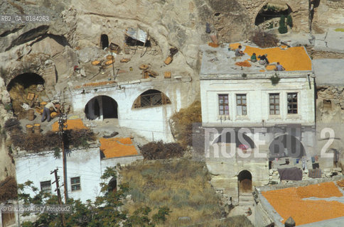 ( TURCHIA ) CAPPADOCIA : GOREME  -  © 1986 Graziano Arici/Rosebud2 / GEO