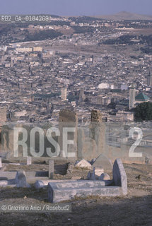 ( MAROCCO ) FEZ : LA NECROPOLI MERINIDE E LA MEDINA - © 1996 Graziano Arici/Rosebud2 / GEO /