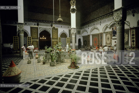 ( MAROCCO ) FEZ :  FES EL BALI  - RISTORANTE  - © 1996 Graziano Arici/Rosebud2 / GEO