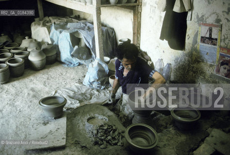 ( MAROCCO ) FEZ :  MANIFATTURA DI CERAMICHE   - © 1996 Graziano Arici/Rosebud2 / GEO