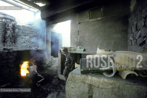 ( MAROCCO ) FEZ :  MANIFATTURA DI CERAMICHE   - © 1996 Graziano Arici/Rosebud2 / GEO