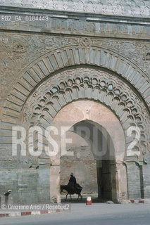 ( MAROCCO ) MARRAKECH :  LA PORTA BAB AGNAU  - © 1996 Graziano Arici/Rosebud2 / GEO