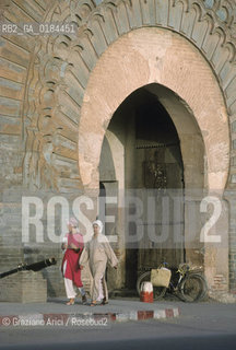 ( MAROCCO ) MARRAKECH :  LA PORTA BAB AGNAU  - © 1996 Graziano Arici/Rosebud2 / GEO