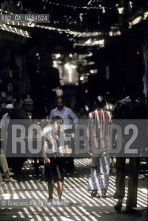 ( MAROCCO ) MARRAKECH :  -  MEDINA - I  SOUKS  - © 1996 Graziano Arici/Rosebud2 / GEO / MERCATO