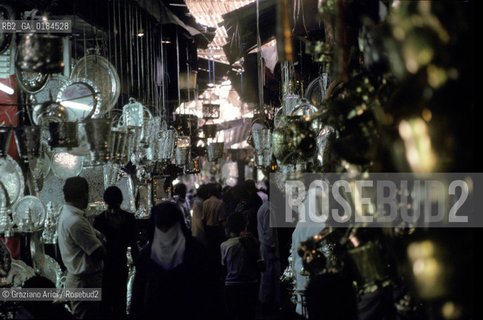 ( MAROCCO ) MARRAKECH :  -  MEDINA - I  SOUKS  - © 1996 Graziano Arici/Rosebud2 / GEO / MERCATO