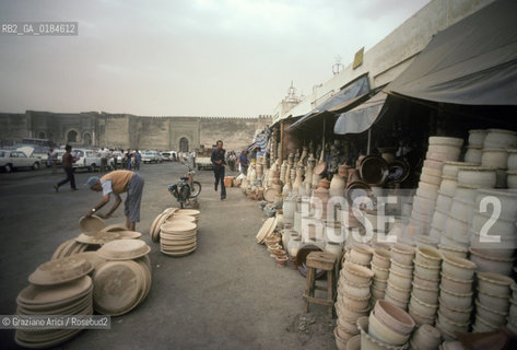 ( MAROCCO ) MEKNES : I SOUKS   - © 1996 Graziano Arici/Rosebud2 / GEO