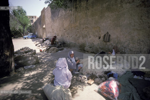 ( MAROCCO ) MEKNES : I SOUKS   - © 1996 Graziano Arici/Rosebud2 / GEO /