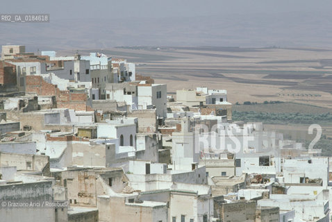 ( MAROCCO ) MOULAY IDRISS : LA MEDINA   - © 1996 Graziano Arici/Rosebud2 / GEO /