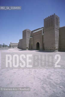 ( MAROCCO ) MAROCCO DEL SUD : ZONA PRESEDERTICA DEL TAFILALET  - OASI DI RISSANI - © 1996 Graziano Arici/Rosebud2 / GEO