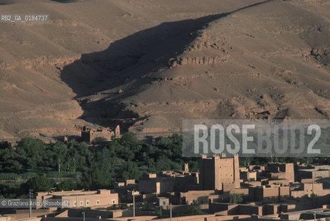( MAROCCO ) MAROCCO DEL SUD : OASI DI TINEGHIR  - © 1996 Graziano Arici/Rosebud2 / GEO