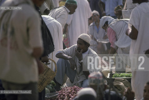 ( MAROCCO ) SUD DEL MAROCCO : MERCATO A ZAGORA  - © 1996 Graziano Arici/Rosebud2 / GEO