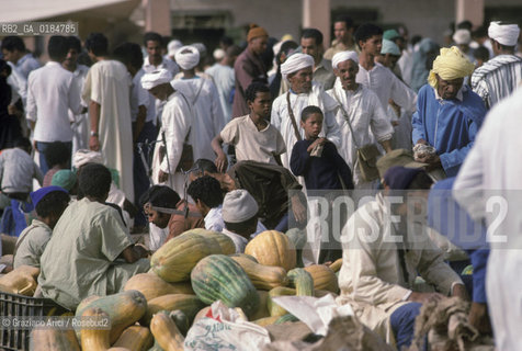( MAROCCO ) SUD DEL MAROCCO : MERCATO A ZAGORA  - © 1996 Graziano Arici/Rosebud2 / GEO
