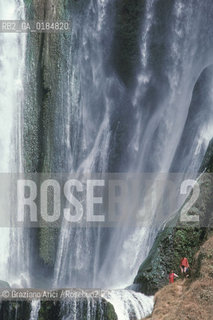 ( MAROCCO ) ALTO ATLANTE : CASCATE DI OUZOUD  - © 1996 Graziano Arici/Rosebud2 / GEO