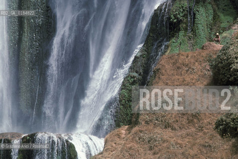( MAROCCO ) ALTO ATLANTE : CASCATE DI OUZOUD  - © 1996 Graziano Arici/Rosebud2 / GEO
