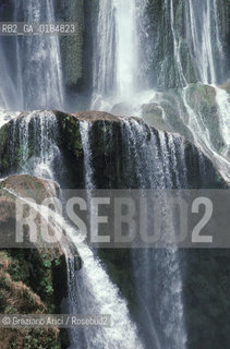 ( MAROCCO ) ALTO ATLANTE : CASCATE DI OUZOUD  - © 1996 Graziano Arici/Rosebud2 / GEO