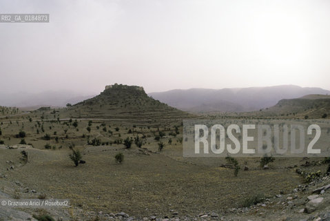 ( MAROCCO ) ATLANTE: VALLE DI TAFRAUTE  - © 1996 Graziano Arici/Rosebud2 / GEO