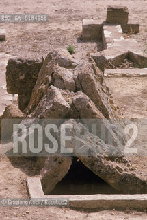 ( TUNISIA ) SCAVI ARCHEOLOGICI DI CARTAGINE  - © 1996 Graziano Arici/Rosebud2 / GEO