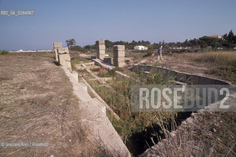 ( TUNISIA ) SCAVI ARCHEOLOGICI DI CARTAGINE : ANTICO PORTO PUNICO  - © 1996 Graziano Arici/Rosebud2 / GEO /