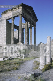 ( TUNISIA ) SITO ARCHEOLOGICO DI DOUGGA : FORO - © 1996 Graziano Arici/Rosebud2 / GEO
