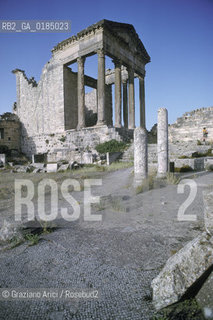 ( TUNISIA ) SITO ARCHEOLOGICO DI DOUGGA : FORO - © 1996 Graziano Arici/Rosebud2 / GEO