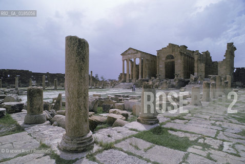 ( TUNISIA ) SITO ARCHEOLOGICO DI SBEITLA : FORO- © 1996 Graziano Arici/Rosebud2 / GEO