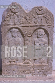 ( TUNISIA ) SITO ARCHEOLOGICO DI  MAKTAR - STELE - © 1996 Graziano Arici/Rosebud2 / GEO
