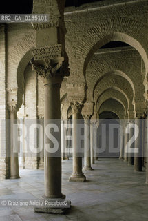 ( TUNISIA ) KAIROUAN : LA GRANDE MOSCHEA ( DJAMA SIDI OQBA ) - © 1996 Graziano Arici/Rosebud2 / GEO