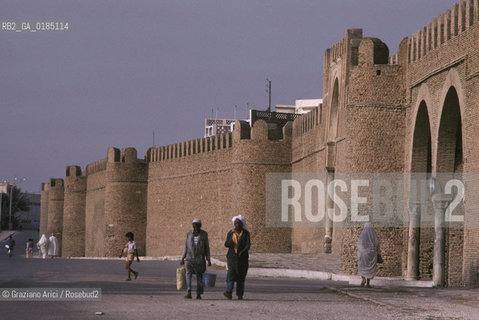 ( TUNISIA ) KAIROUAN : LE MURA - © 1996 Graziano Arici/Rosebud2 / GEO