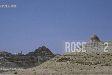 ( TUNISIA )  OASI DI DUIRAT    - © 1996 Graziano Arici/Rosebud2 / GEO