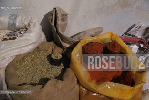 ( TUNISIA ) SOUSSE : MERCATO - SPEZIE  - © 1996 Graziano Arici/Rosebud2 / GEO