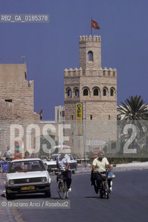 ( TUNISIA ) MANASTIR  : LE MURA  - © 1996 Graziano Arici/Rosebud2 / GEO