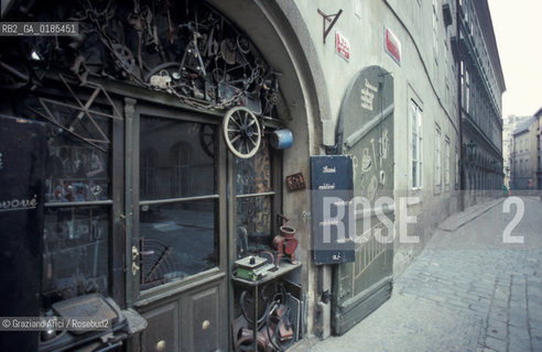 ( REPUBBLICA CECA ) PRAGA : QUARTIERE DI STARE MESTO - ROBIVECCHI - © 1986 Graziano Arici/Rosebud2 / GEO