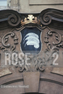 ( REPUBBLICA CECA ) PRAGA : QUARTIERE DI STARE MESTO - STEMMA - © 1986 Graziano Arici/Rosebud2 / GEO  / PIUMA