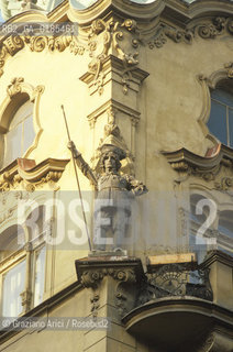 ( REPUBBLICA CECA ) PRAGA : QUARTIERE DI STARE MESTO - CASA - © 1986 Graziano Arici/Rosebud2 / GEO