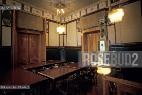 ( REPUBBLICA CECA ) PRAGA : PALAZZO OBECNI DUM - © 1986 Graziano Arici/Rosebud2 / GEO  / ARCHITETTURA MODERNA CONTEMPORANEA / SECESSIONE