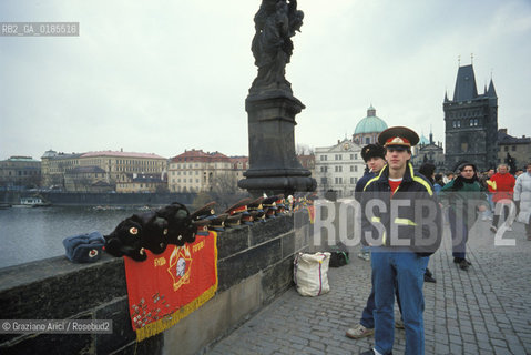 ( REPUBBLICA CECA ) PRAGA : PONTE CARLO ( KARLUV MOST ) - © 1986 Graziano Arici/Rosebud2 / GEO