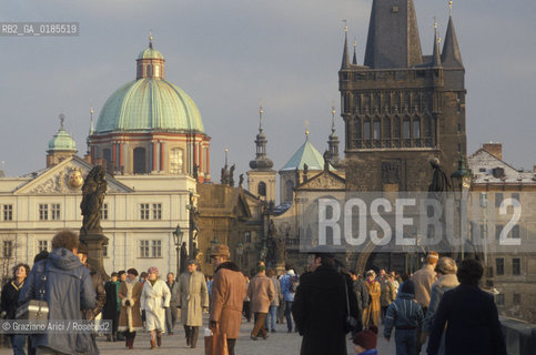 ( REPUBBLICA CECA ) PRAGA :  IL PONTE CARLO ( KARLUV MOST ) - © 1986 Graziano Arici/Rosebud2 / GE