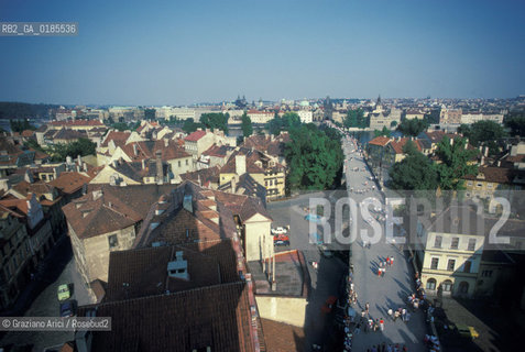 ( REPUBBLICA CECA ) PRAGA  : IL PONTE CARLO ( KARLUV MOST ) - © 1986 Graziano Arici/Rosebud2 / GEO